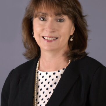 Lynda Hale